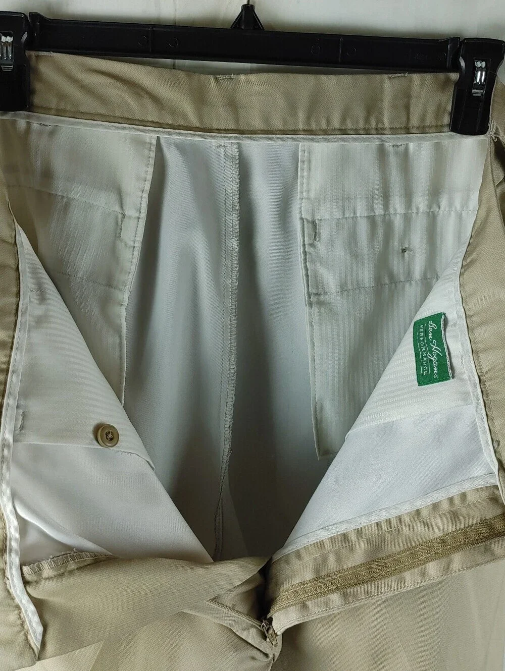 Ben Hogan Performance Golf Shorts Mens Khaki Beige Flat Front Casual 38